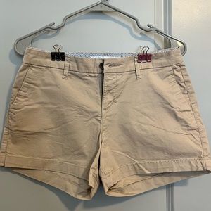 KHAKI SHORTS